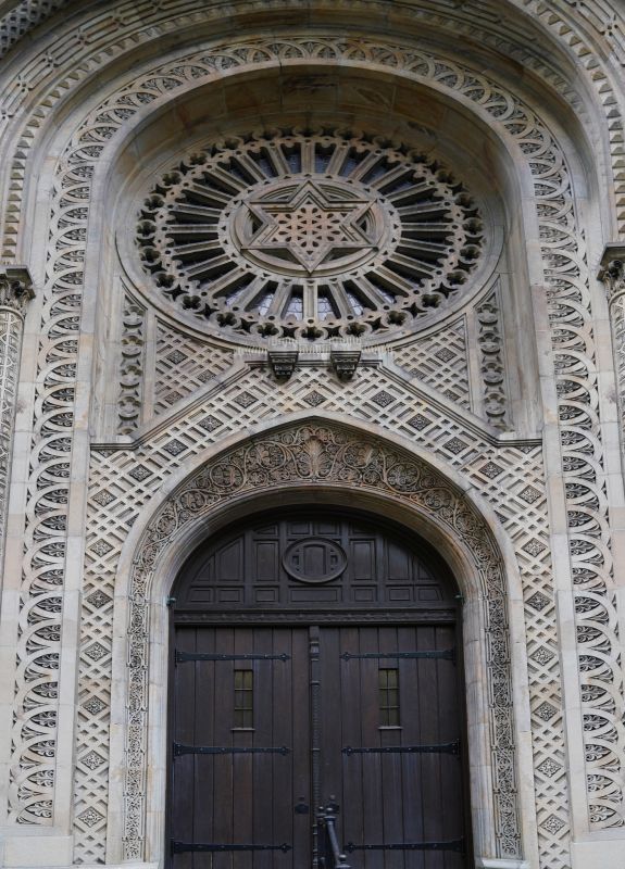 Synagogue Light Replacement